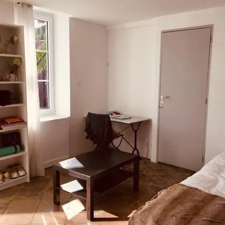 Calme Avec Parking Bayonne