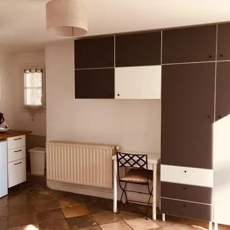 Appartamento Calme Avec Parking